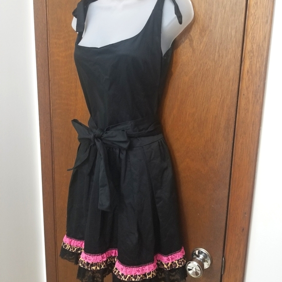 Pinky Pinups Strap Doll Dress - Picture 4 of 10
